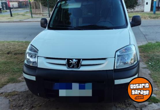 Utilitarios - Peugeot Patagonia 2022 GNC 33516Km - En Venta