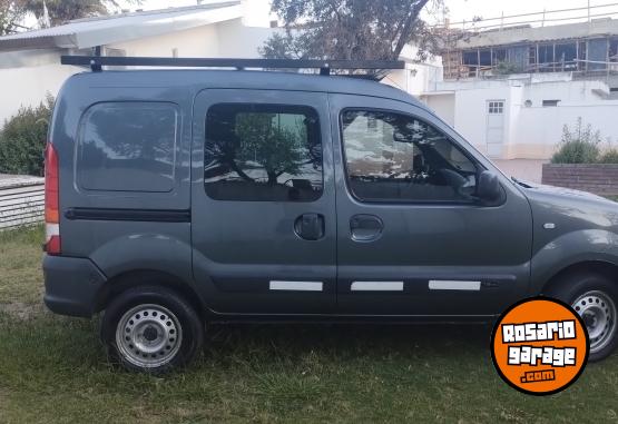 Utilitarios - Renault Kangoo 2017 Nafta 108000Km - En Venta