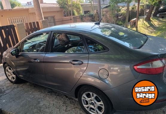 Autos - Ford Fiesta 2014 GNC 110800Km - En Venta