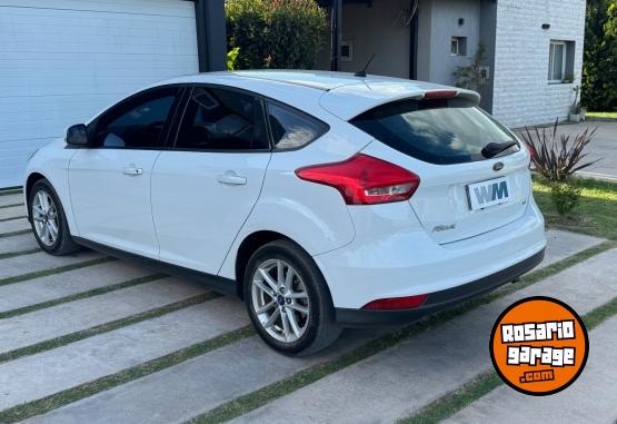 Autos - Ford FOCUS SE 2016 Nafta 117000Km - En Venta