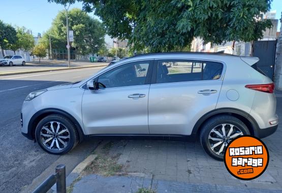 Camionetas - Kia KIA SPORTAGE CRDI 2018 Diesel 130000Km - En Venta