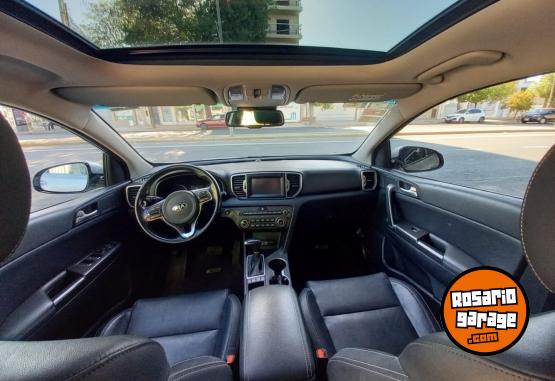 Camionetas - Kia KIA SPORTAGE CRDI 2018 Diesel 130000Km - En Venta