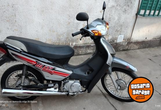 Motos - Motomel Blitz 2022 Nafta 6900Km - En Venta