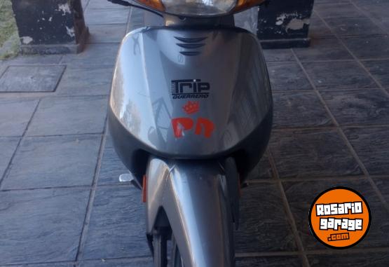 Motos - Guerrero Trip full 2021 Nafta 15000Km - En Venta