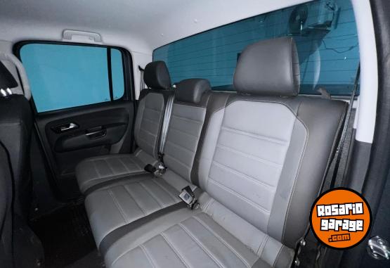 Camionetas - Volkswagen AMAROK 2.0 TDI HIGHLINE 2023 Diesel 44800Km - En Venta