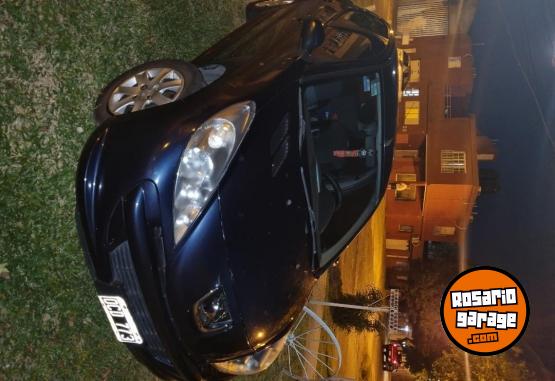 Autos - Peugeot 207 2014 Nafta 174000Km - En Venta