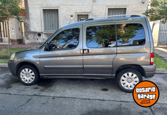 Utilitarios - Citroen Berlingo hdi 2016 Diesel 78000Km - En Venta