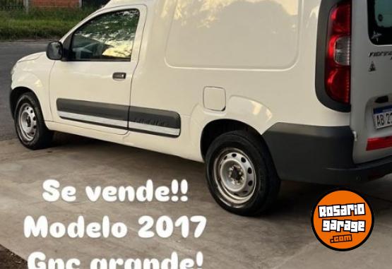 Utilitarios - Fiat FIORINO 2017 GNC 147000Km - En Venta