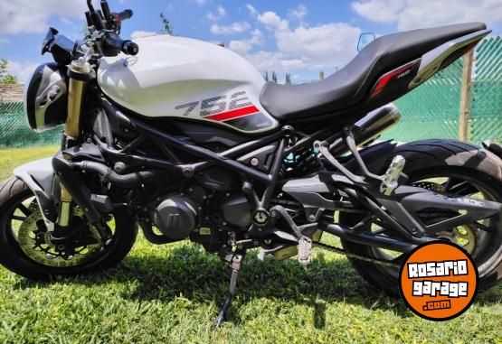 Motos - Benelli 752s 2023 Nafta 2600Km - En Venta