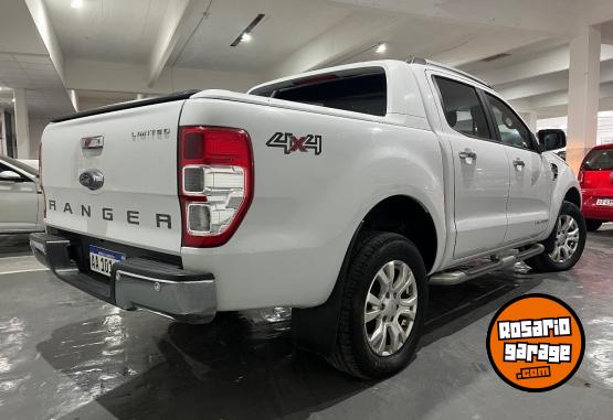 Camionetas - Ford RANGER LTD 3.0TDI 4x4 AT 2016 Diesel 129329Km - En Venta