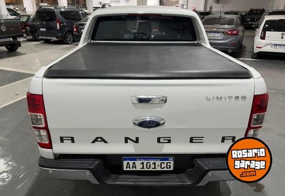 Camionetas - Ford RANGER LTD 3.0TDI 4x4 AT 2016 Diesel 129329Km - En Venta