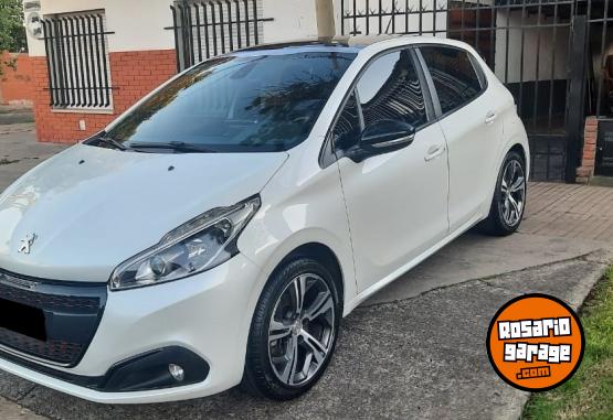 Autos - Peugeot 208 2020 Nafta 56000Km - En Venta