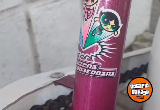 Deportes - SPORT MOTO: BICICLETA DE NENA RODADO: 16 MARCA: LAS CHICAS SUPER PODEROSAS EXCELENTE ESTADO - En Venta