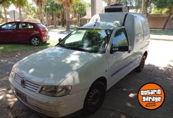 Utilitarios - Volkswagen Caddy 2005 Nafta 231000Km - En Venta