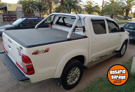 Camionetas - Toyota Hilux 2015 Diesel 167000Km - En Venta