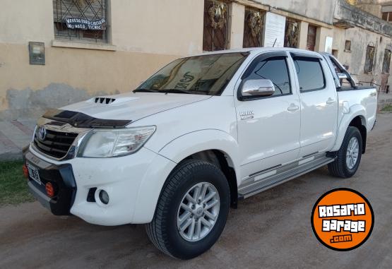 Camionetas - Toyota Hilux 2015 Diesel 167000Km - En Venta