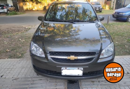 Autos - Chevrolet Classic 2015 Nafta 77000Km - En Venta