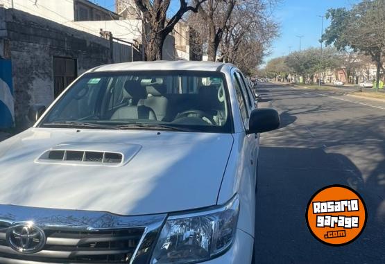 Camionetas - Toyota Hilux 2013 Diesel 400000Km - En Venta