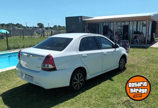 Autos - Toyota Etios 1.5 XLS 4ptas 2019 Nafta 80000Km - En Venta