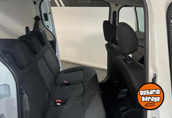 Utilitarios - Renault KANGOO II EXPRESS 5A 2025 Nafta 0Km - En Venta