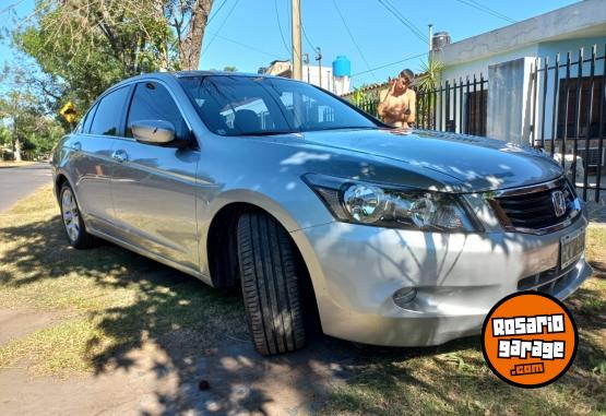 Autos - Honda Accord v6 2008 Nafta 219000Km - En Venta