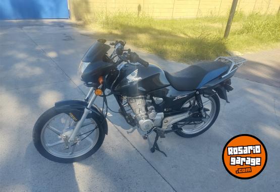 Motos - Honda Storm 2013 Nafta 46999Km - En Venta