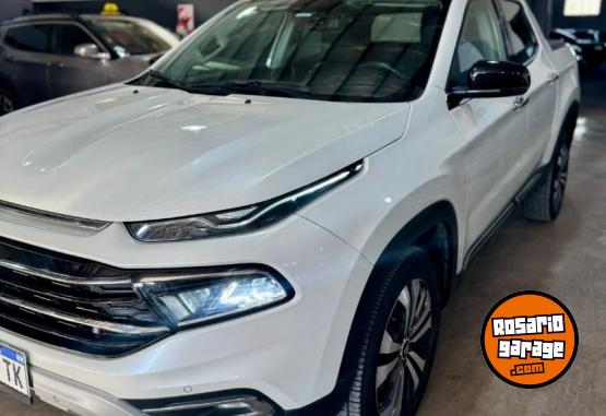 Camionetas - Fiat TORO VOLCANO 4X4 2.0 TD 2022 Diesel 26000Km - En Venta