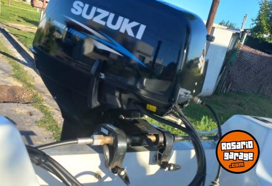 Embarcaciones - Lancha Suzuki 40 HP - En Venta