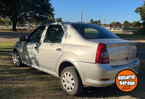 Autos - Renault Logan 2012 Nafta 300000Km - En Venta