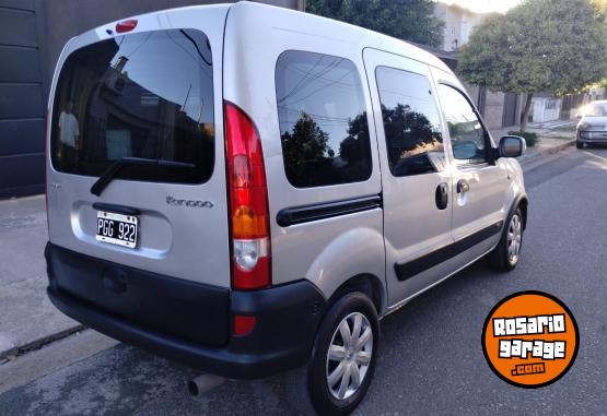 Utilitarios - Renault KANGOO AUTH. PLUS 2PL 2015 GNC 113000Km - En Venta