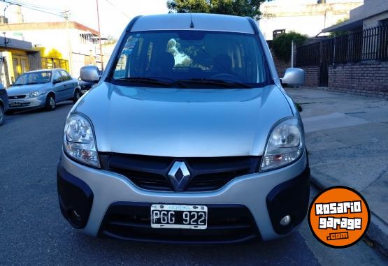 Utilitarios - Renault KANGOO AUTH. PLUS 2PL 2015 GNC 113000Km - En Venta