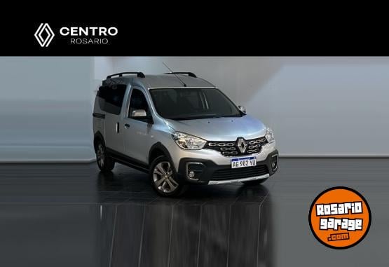 Utilitarios - Renault KANGOO II STEPWAY 1.6 2025 Nafta 0Km - En Venta