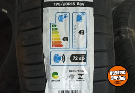 Accesorios para Autos - Lquido 195 55 15 y 195 60 15 nuevas sin uso tengo 2 de cada una - En Venta