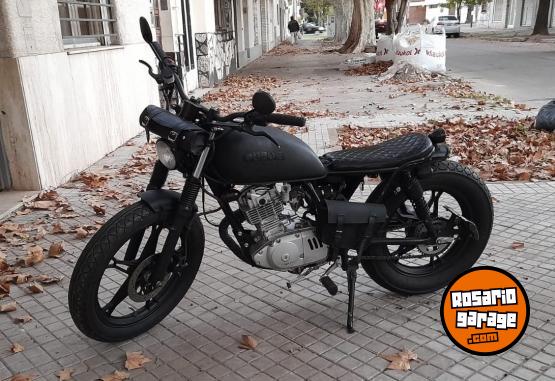 Motos - Suzuki GN 125 2013 Nafta 15000Km - En Venta