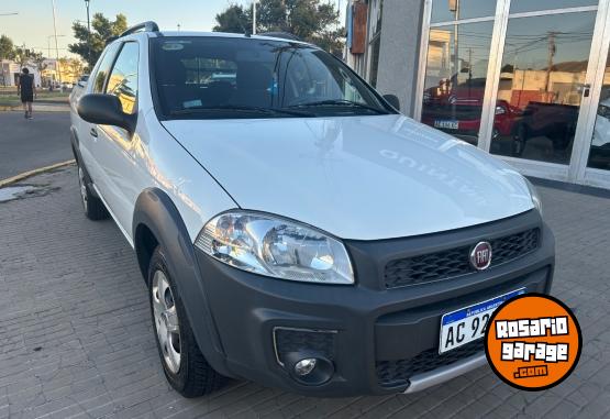 Utilitarios - Fiat Strada 2018 GNC 99000Km - En Venta