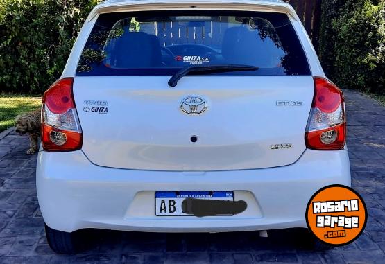 Autos - Toyota Etios xs 1.5 2017 Nafta 90500Km - En Venta