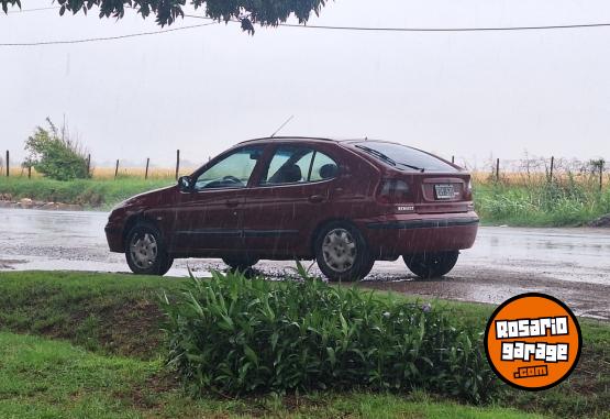 Autos - Renault megane 2004 Diesel 240000Km - En Venta