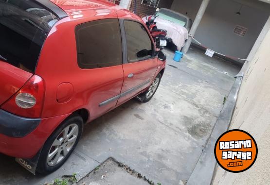 Autos - Renault Clio 2004 Nafta 170000Km - En Venta