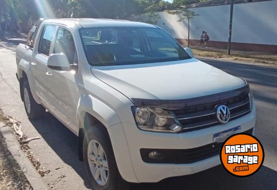 Camionetas - Volkswagen Amarok trendline 180 HP 2016 Diesel 162000Km - En Venta