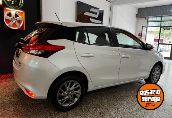 Autos - Toyota Yaris 2024 Nafta 0Km - En Venta