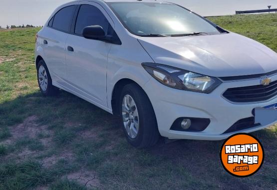 Autos - Chevrolet Lt 2017 Nafta 80000Km - En Venta