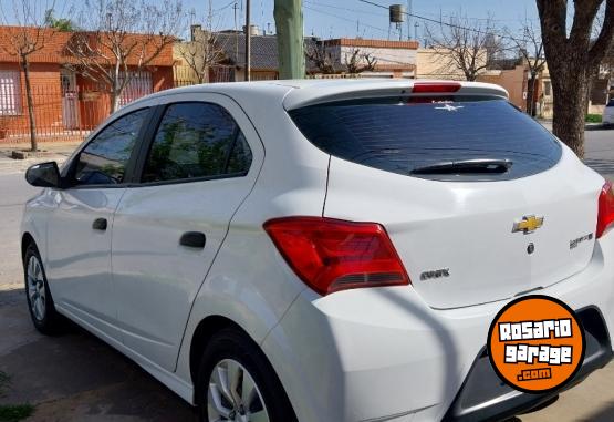 Autos - Chevrolet Lt 2017 Nafta 80000Km - En Venta