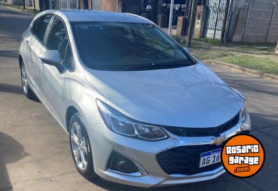 Autos - Chevrolet Cruze 5 ptas LT 2023 Nafta 15000Km - En Venta