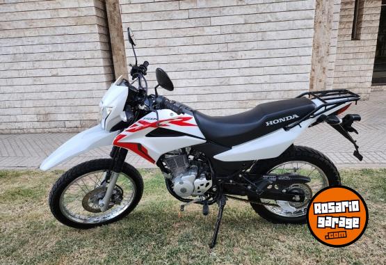 Motos - Honda XR150L 2023 Nafta 15500Km - En Venta