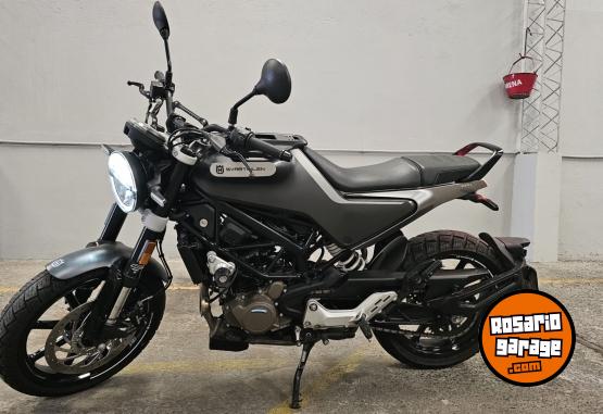 Motos - Husqvarna Svartpilen 200cf 2021 Nafta 8500Km - En Venta