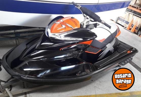 Embarcaciones - Vendo moto de agua bombardier 255 hp - En Venta