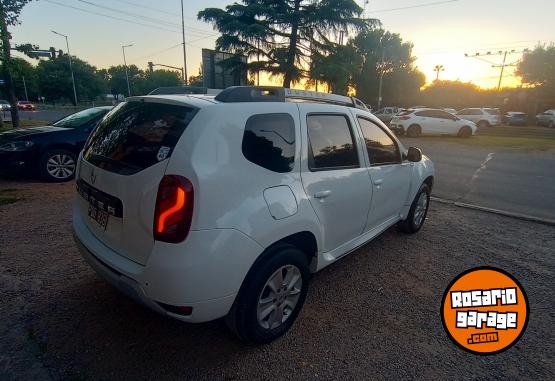 Autos - Renault Duster ecosport tracker 2015 GNC 114000Km - En Venta