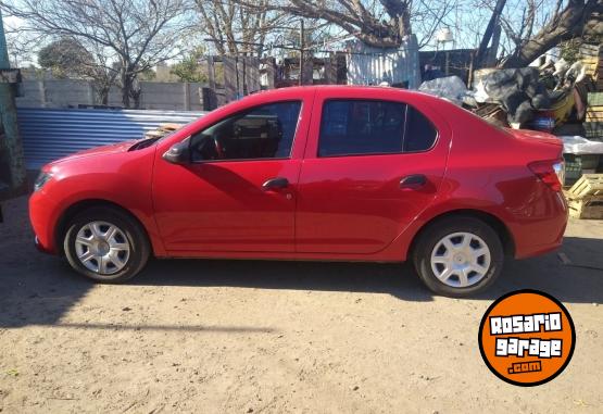 Autos - Renault Logan 2018 Nafta 81000Km - En Venta