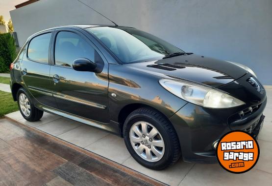 Autos - Peugeot 207 2012 Nafta 120000Km - En Venta