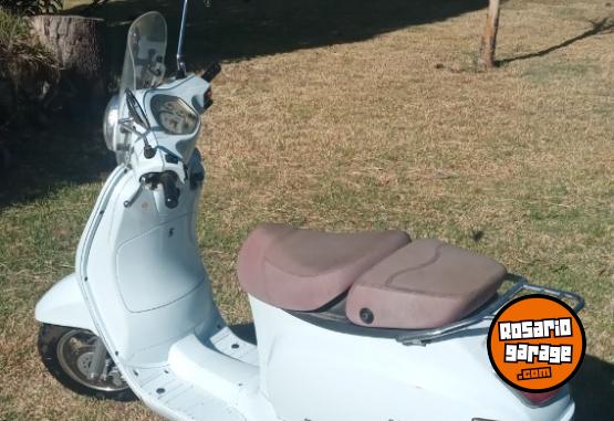 Motos - Motomel Stratto euro 150 2017 Nafta 11300Km - En Venta